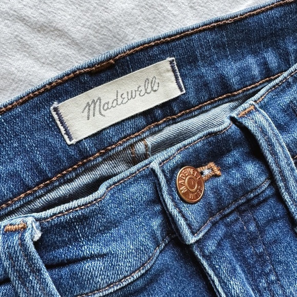 Madewell Women’s High Rise Distressed Jeans - Size 29 - Picture 2 of 8